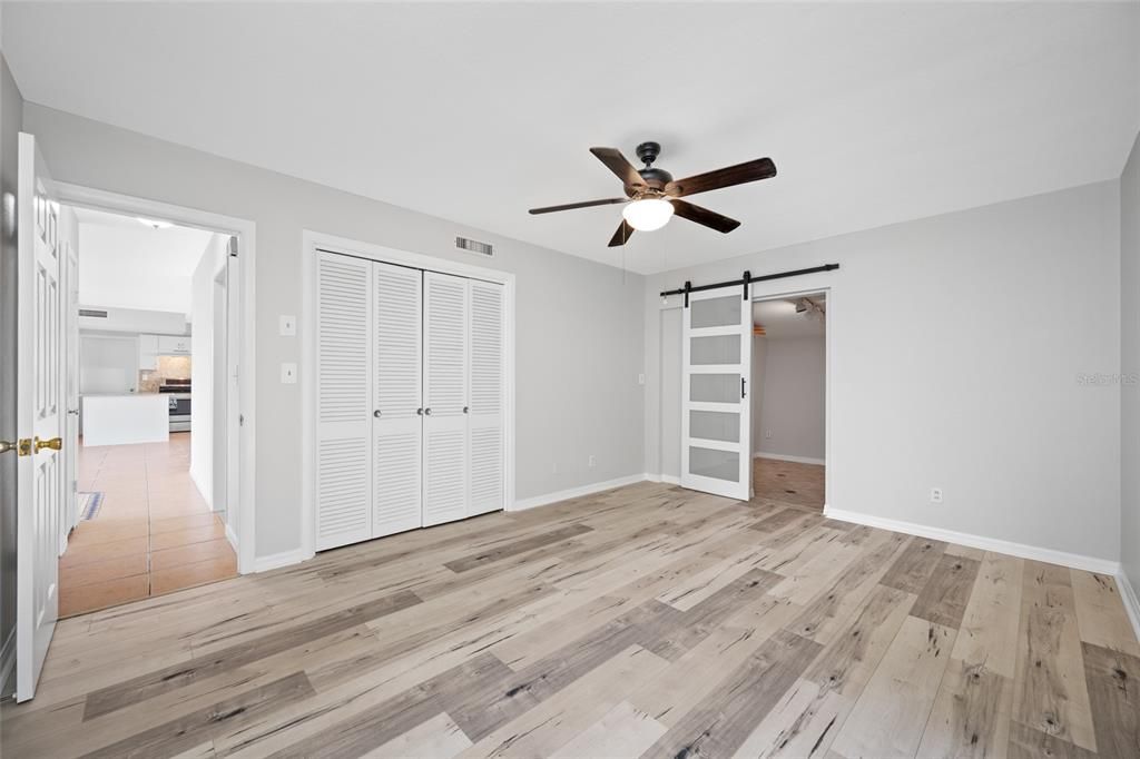 В аренду: $3,200 (2 спален, 2 ванн, 1212 Квадратных фут)