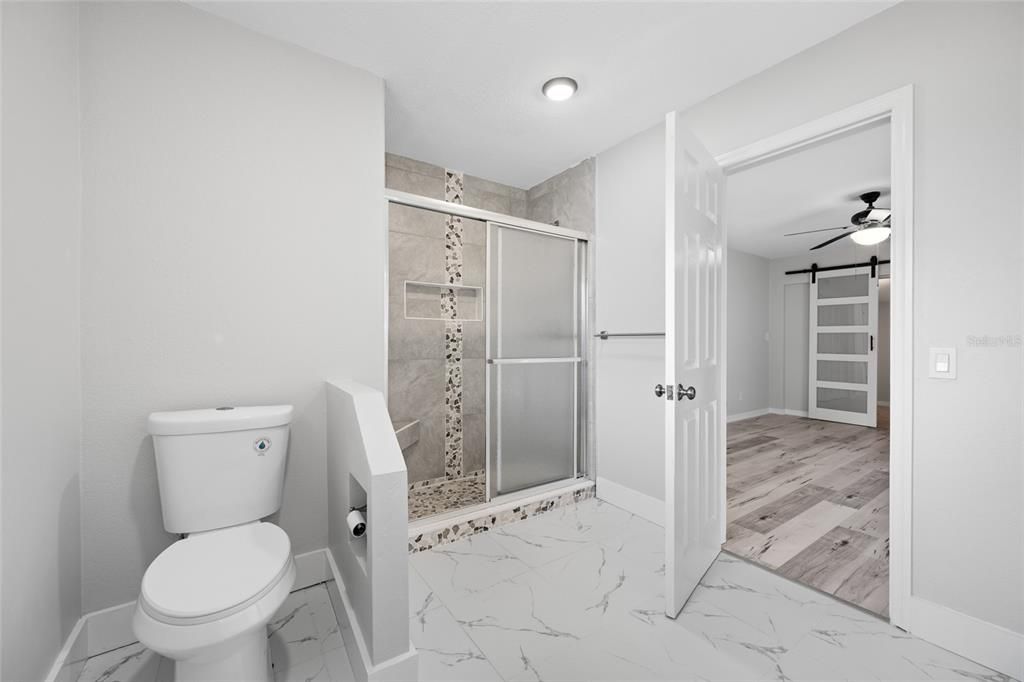 В аренду: $3,200 (2 спален, 2 ванн, 1212 Квадратных фут)