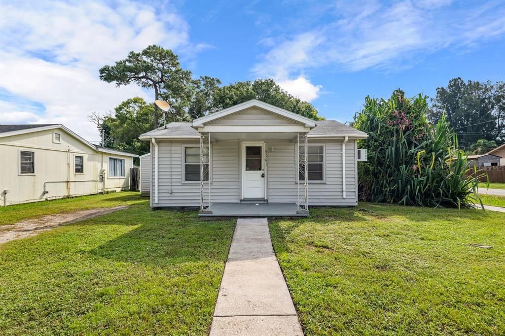For Sale: $310,000 (0 beds, 0 baths, 1156 Square Feet)