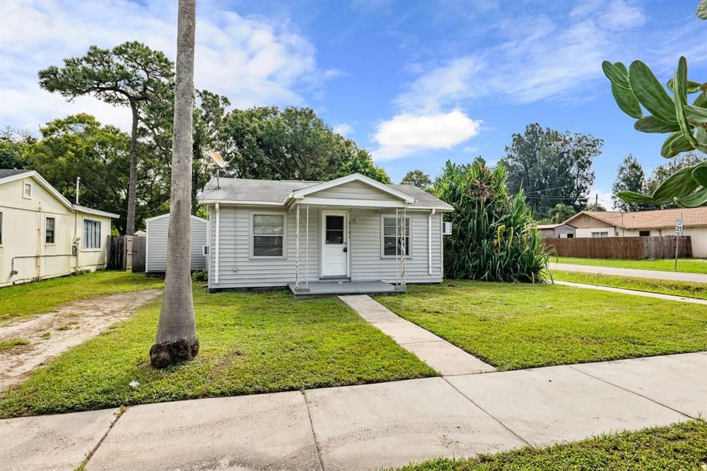 For Sale: $310,000 (0 beds, 0 baths, 1156 Square Feet)