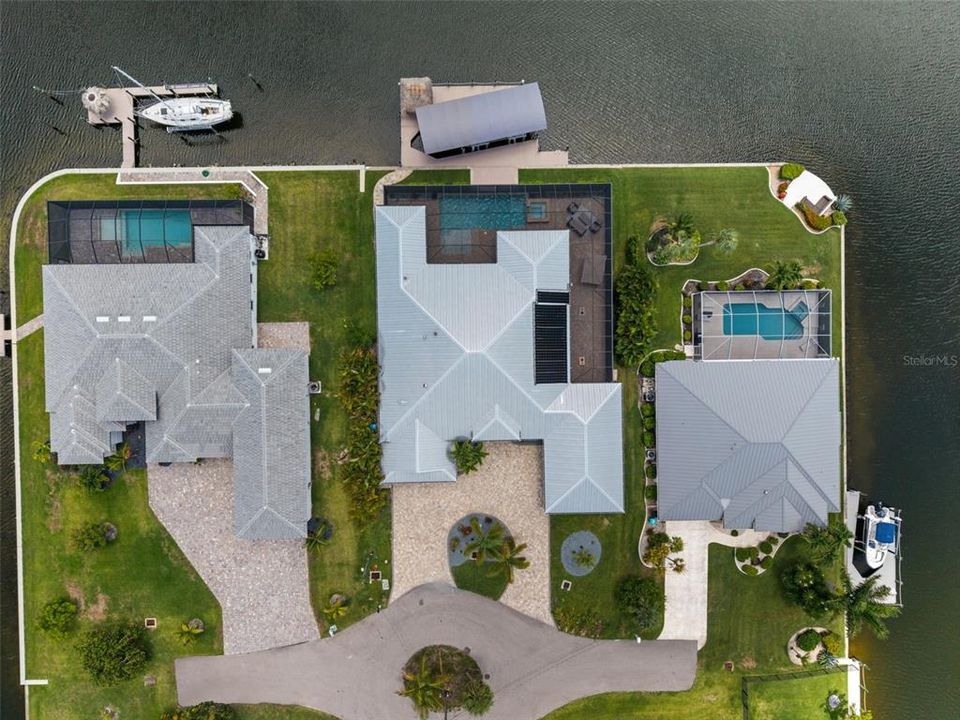 На продажу: $2,475,000 (4 спален, 3 ванн, 2650 Квадратных фут)