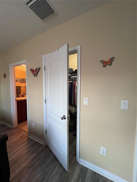 For Rent: $2,250 (3 beds, 2 baths, 1688 Square Feet)