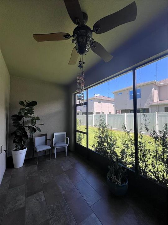 For Rent: $2,250 (3 beds, 2 baths, 1688 Square Feet)