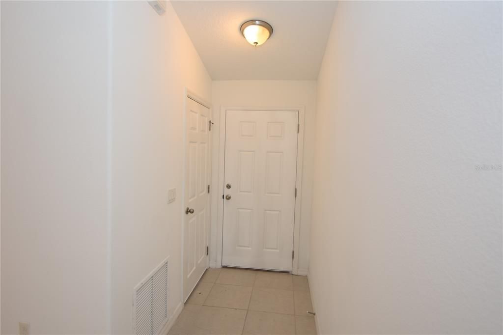 En Venta: $485,000 (6 camas, 0 baños, 2422 Pies cuadrados)