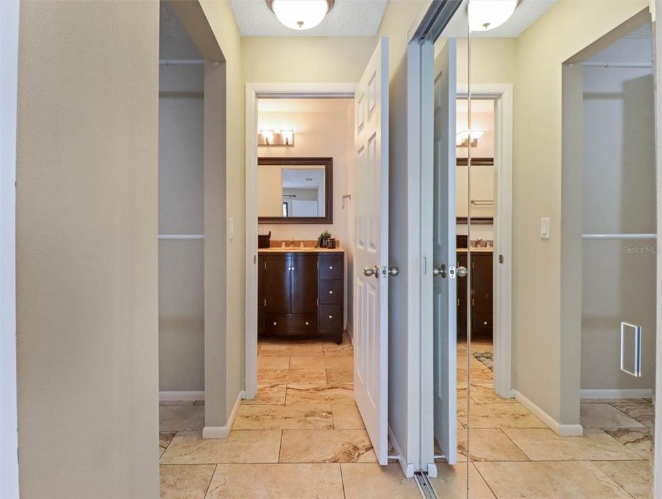 For Sale: $555,000 (4 beds, 2 baths, 1904 Square Feet)