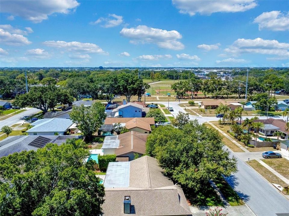For Sale: $555,000 (4 beds, 2 baths, 1904 Square Feet)