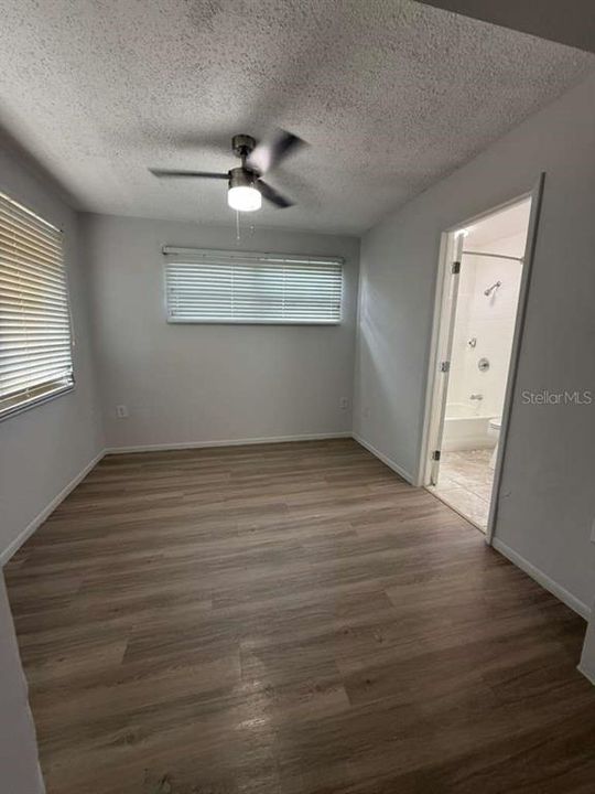 В аренду: $1,750 (2 спален, 2 ванн, 888 Квадратных фут)