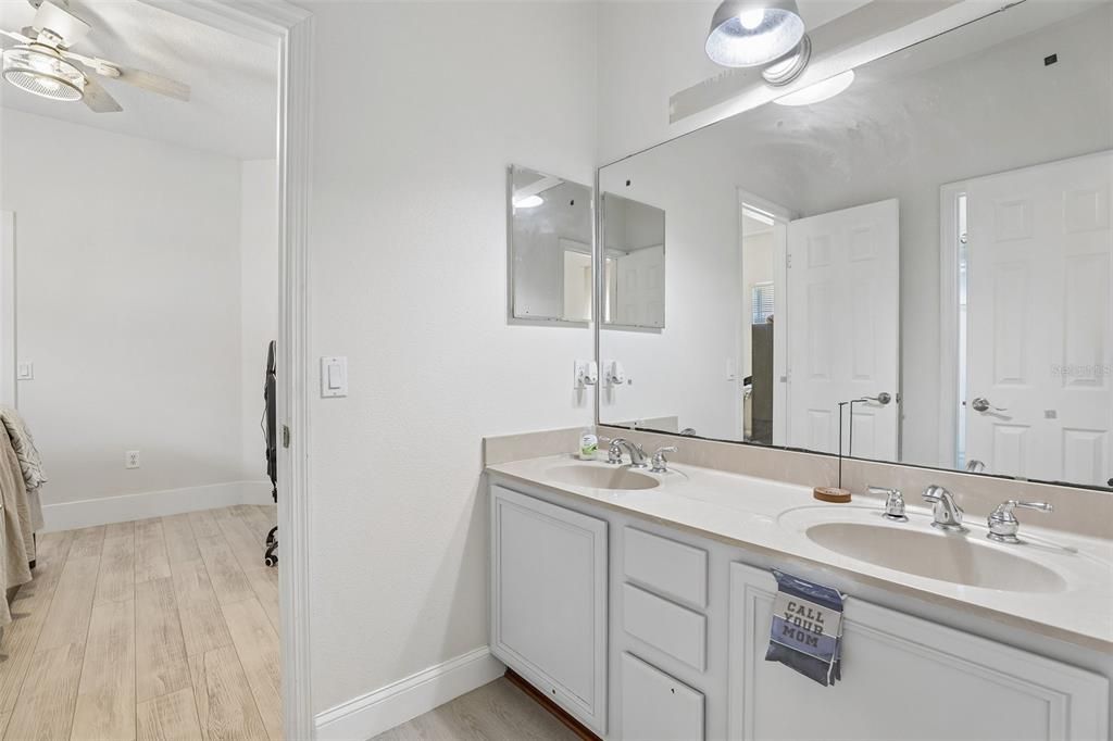 : $479,500 (3 beds, 3 baths, 2530 Square Feet)