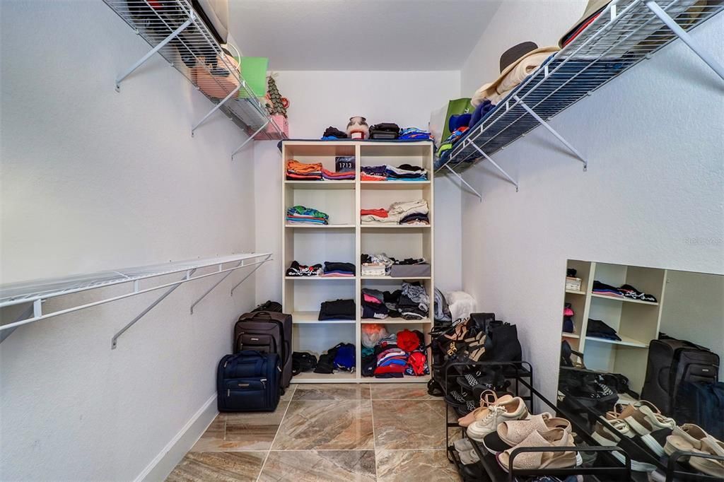 For Rent: $3,550 (3 beds, 2 baths, 1453 Square Feet)
