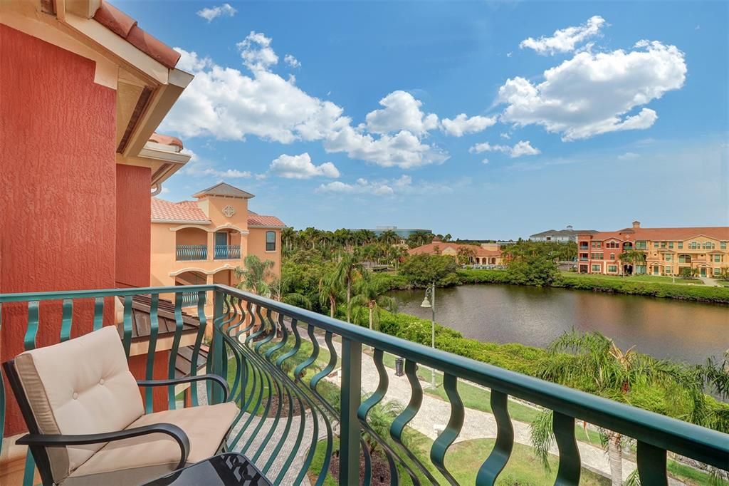 For Rent: $3,550 (3 beds, 2 baths, 1453 Square Feet)