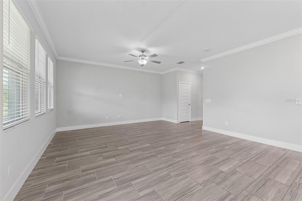 В аренду: $3,000 (4 спален, 2 ванн, 2334 Квадратных фут)