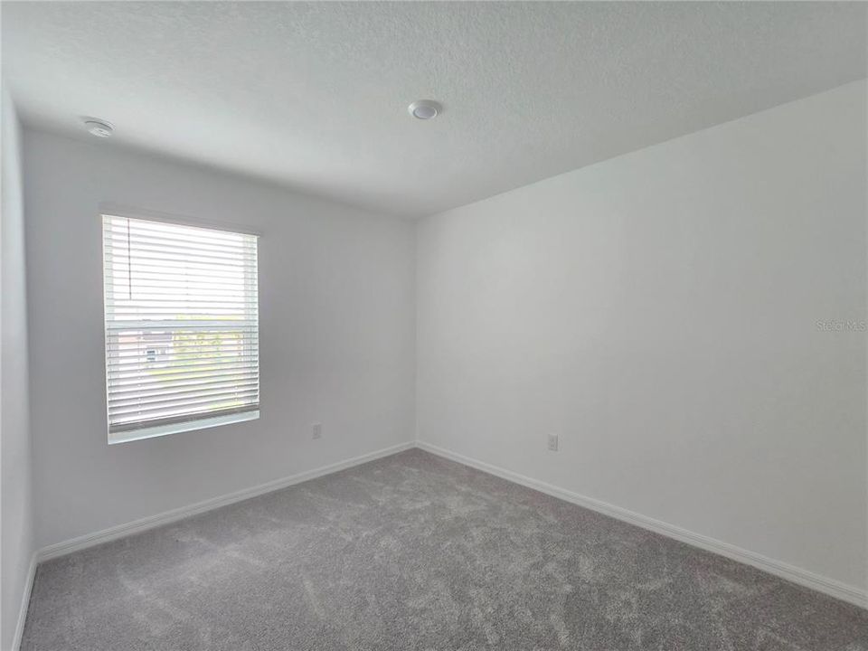 В аренду: $1,980 (3 спален, 2 ванн, 1373 Квадратных фут)