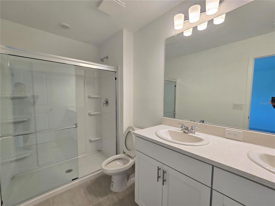 В аренду: $1,980 (3 спален, 2 ванн, 1373 Квадратных фут)