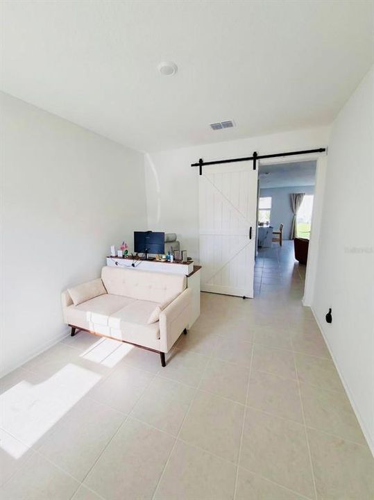 En Renta: $2,350 (3 camas, 2 baños, 1689 Pies cuadrados)