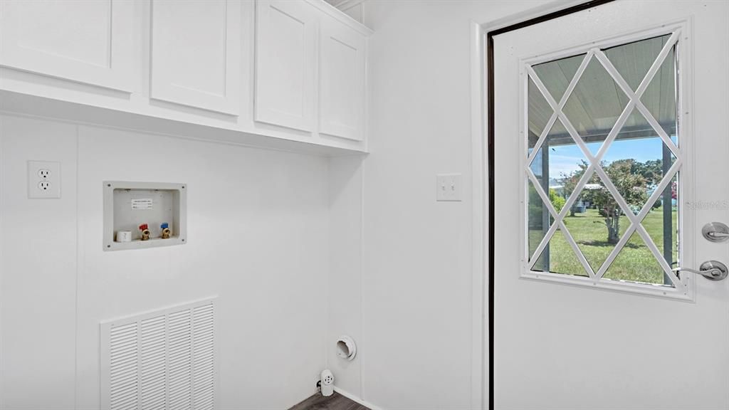 Activo con contrato: $169,950 (2 camas, 2 baños, 1588 Pies cuadrados)