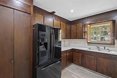 В аренду: $2,200 (4 спален, 2 ванн, 1400 Квадратных фут)