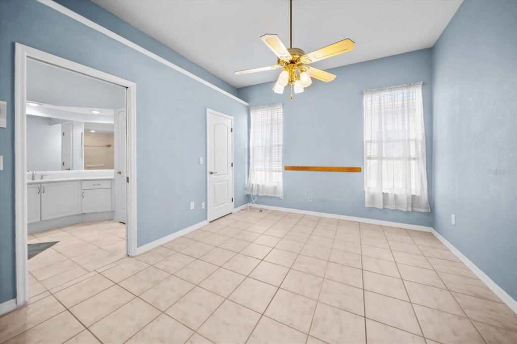 : $429,900 (3 beds, 2 baths, 1900 Square Feet)