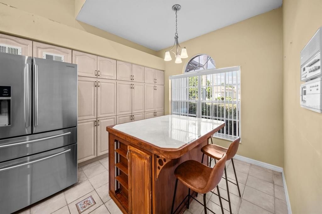 : $429,900 (3 beds, 2 baths, 1900 Square Feet)
