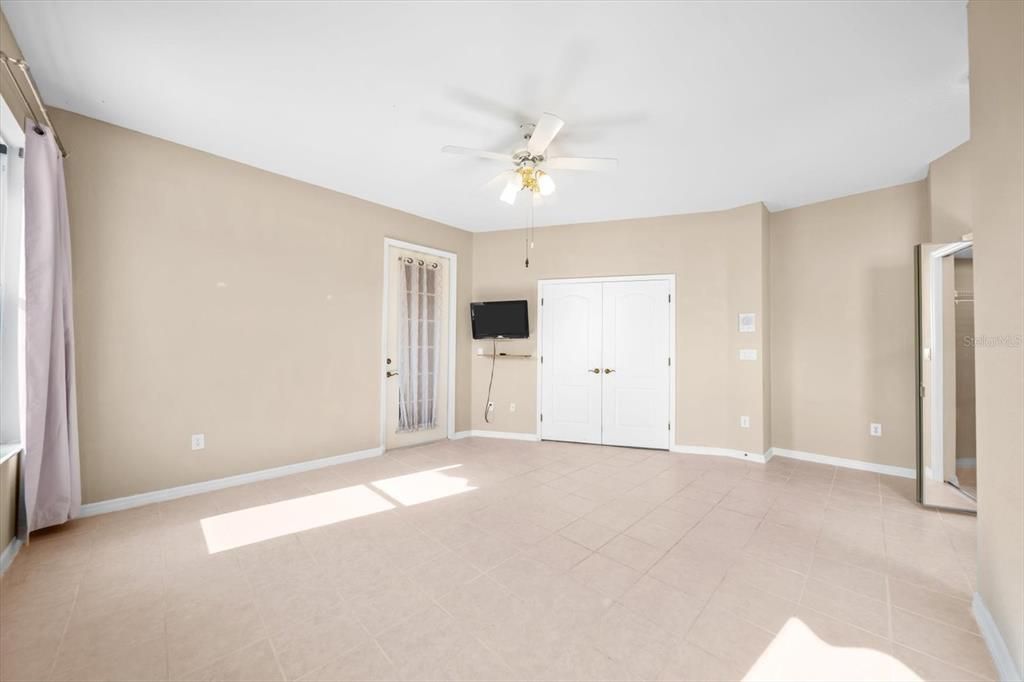 : $429,900 (3 beds, 2 baths, 1900 Square Feet)
