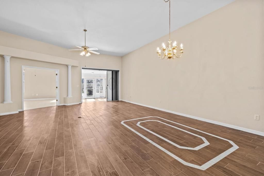 : $429,900 (3 beds, 2 baths, 1900 Square Feet)