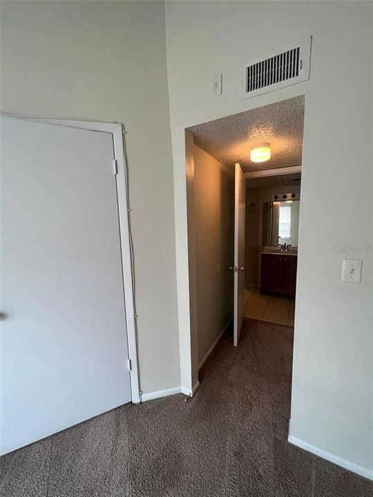 В аренду: $1,150 (1 спален, 1 ванн, 526 Квадратных фут)