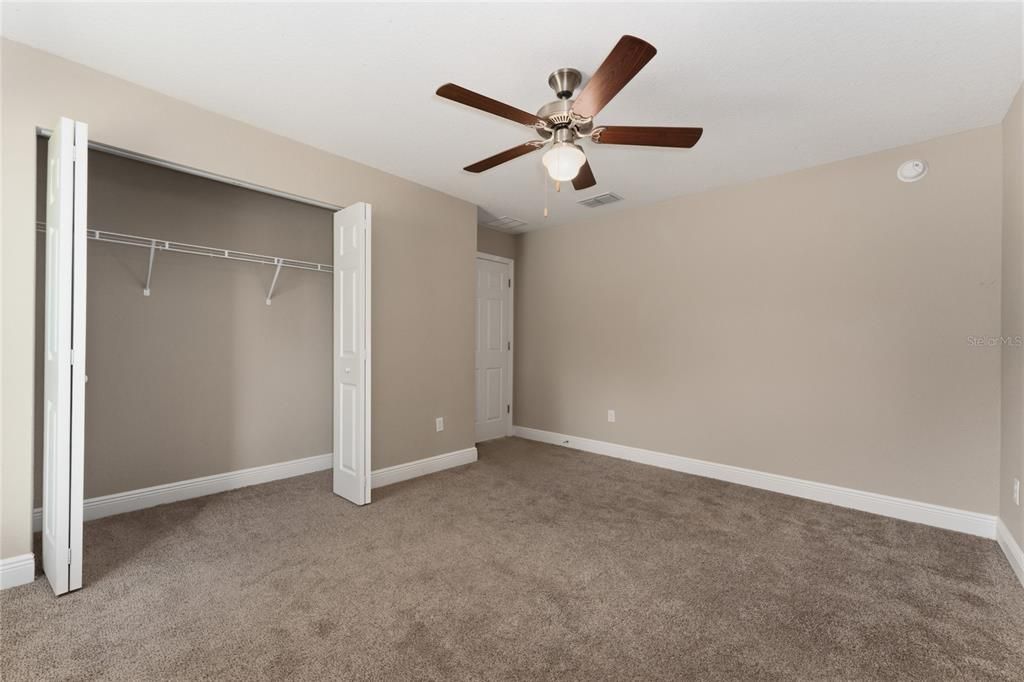 For Sale: $275,000 (3 beds, 2 baths, 1638 Square Feet)