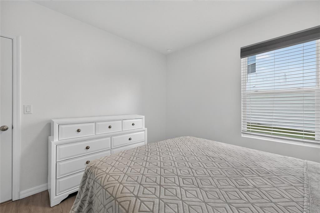 For Sale: $374,900 (4 beds, 2 baths, 1842 Square Feet)