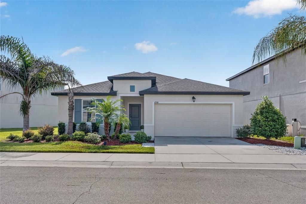 For Sale: $374,900 (4 beds, 2 baths, 1842 Square Feet)