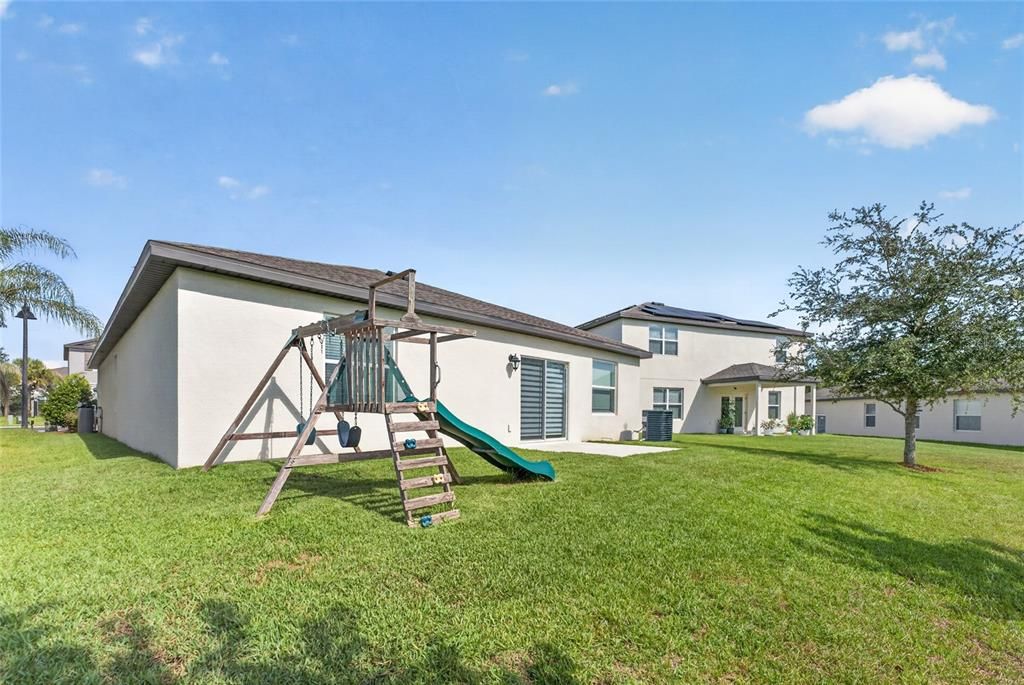 For Sale: $374,900 (4 beds, 2 baths, 1842 Square Feet)