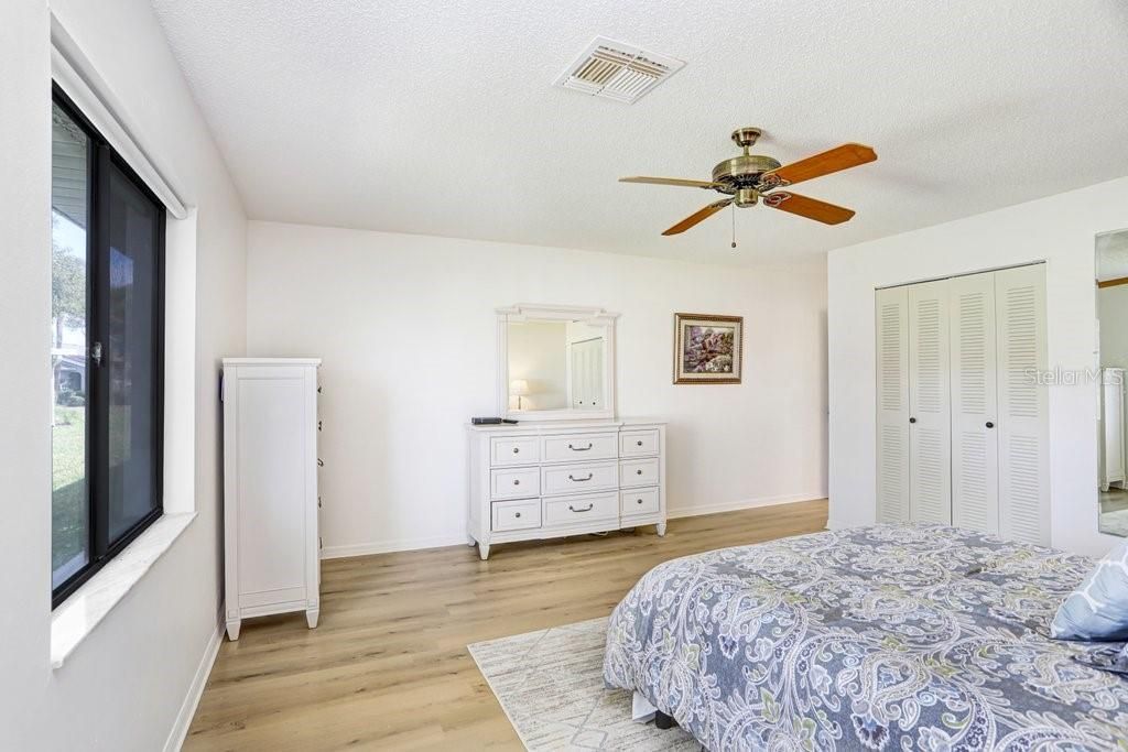В аренду: $1,875 (2 спален, 2 ванн, 1642 Квадратных фут)