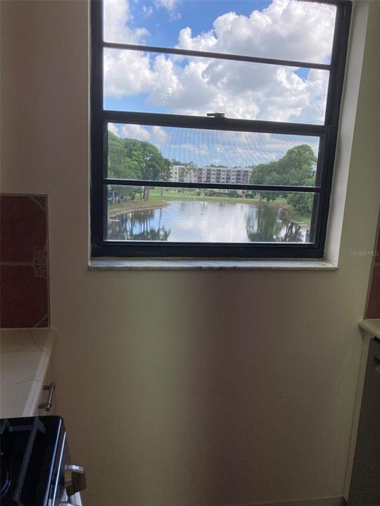 For Sale: $110,000 (2 beds, 2 baths, 1100 Square Feet)