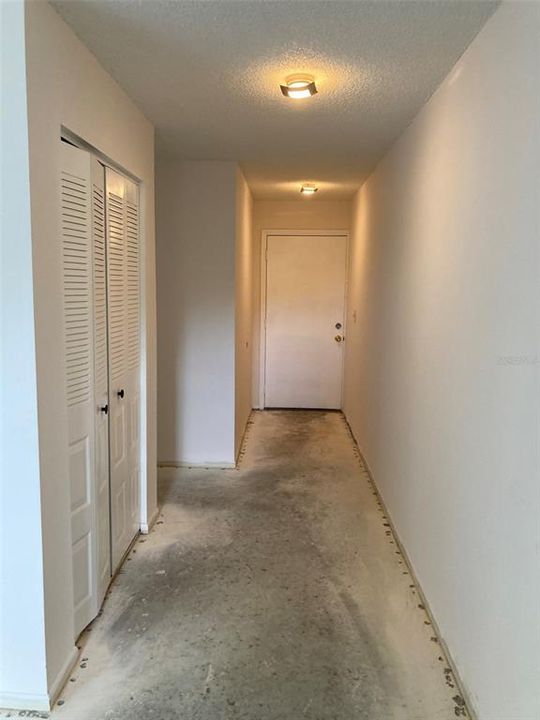 For Sale: $110,000 (2 beds, 2 baths, 1100 Square Feet)