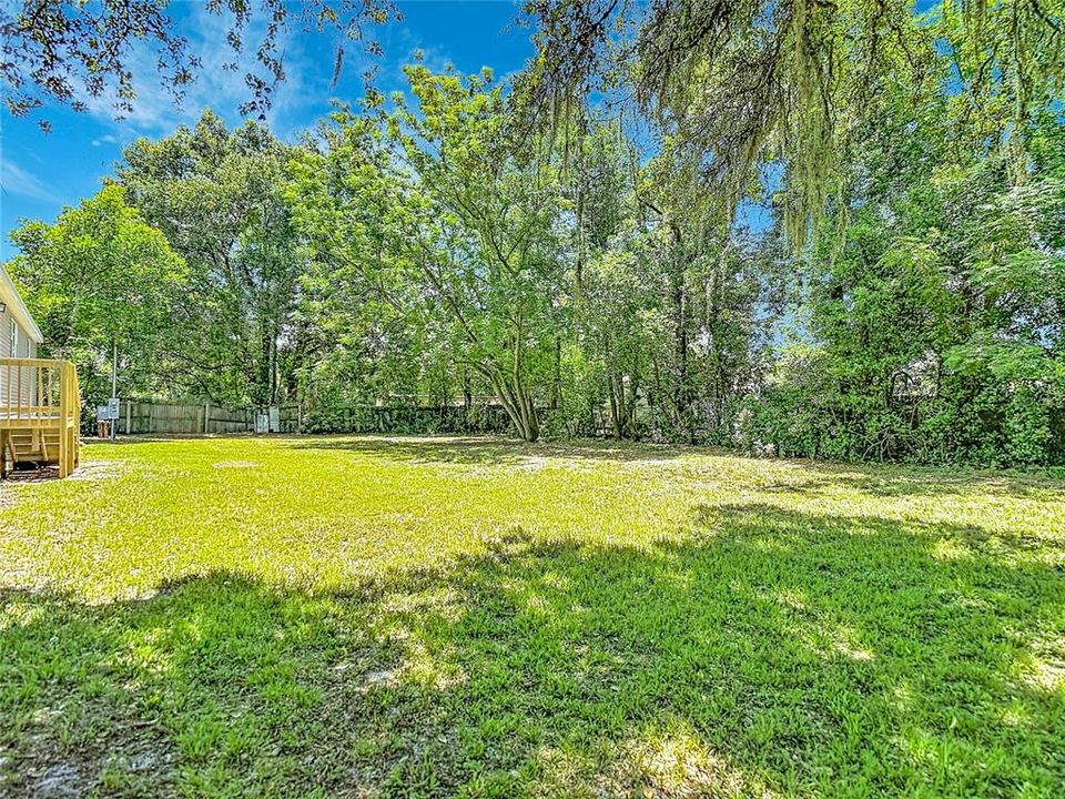 На продажу: $299,900 (3 спален, 2 ванн, 1800 Квадратных фут)