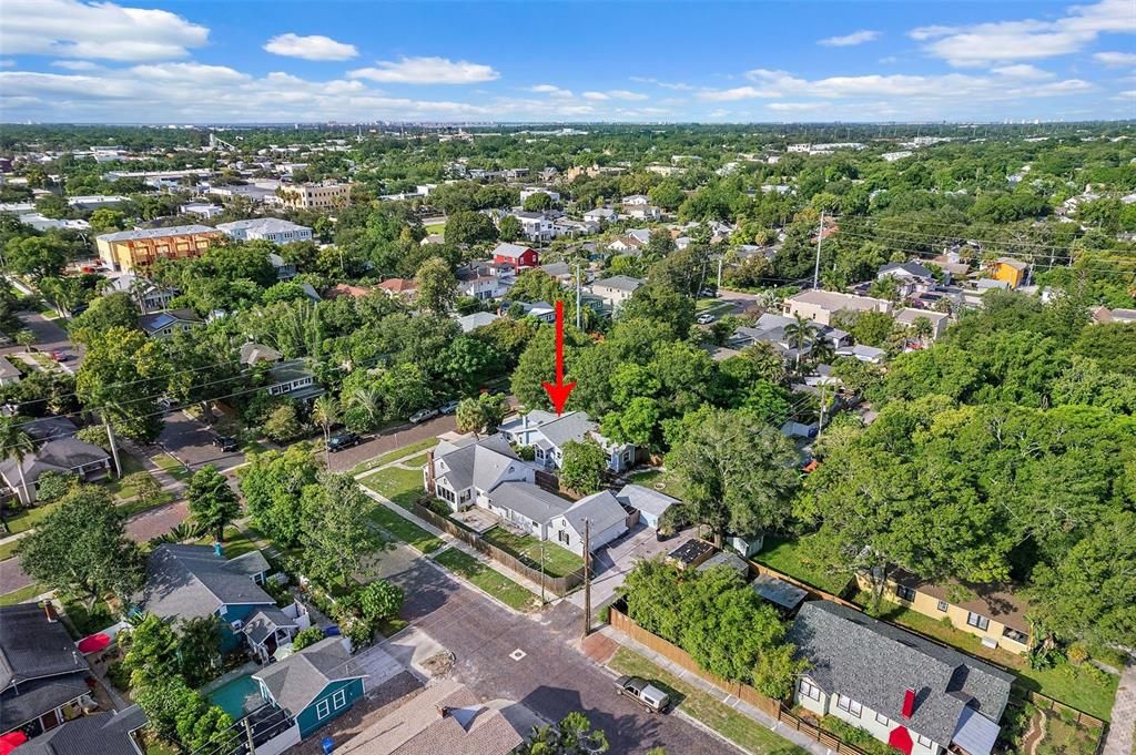 На продажу: $749,000 (3 спален, 2 ванн, 1228 Квадратных фут)