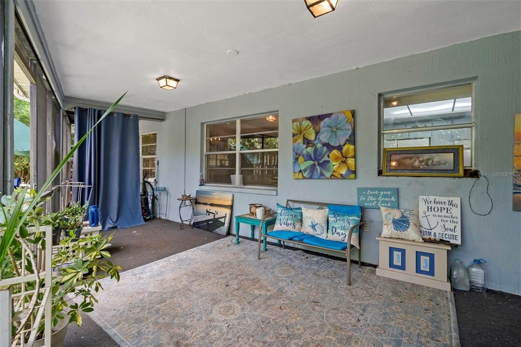 En Venta: $285,000 (3 camas, 2 baños, 1634 Pies cuadrados)