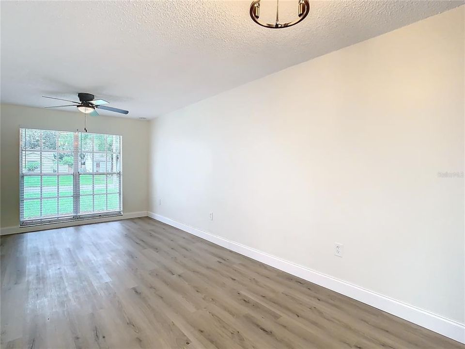В аренду: $1,800 (3 спален, 2 ванн, 1062 Квадратных фут)