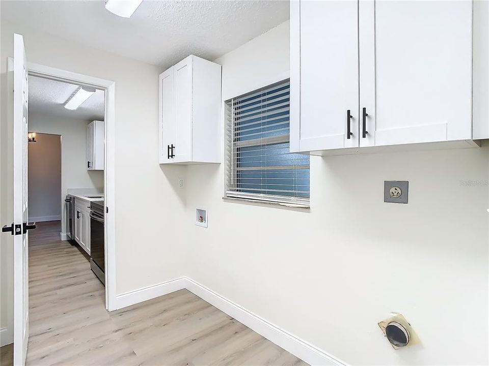 В аренду: $1,800 (3 спален, 2 ванн, 1062 Квадратных фут)