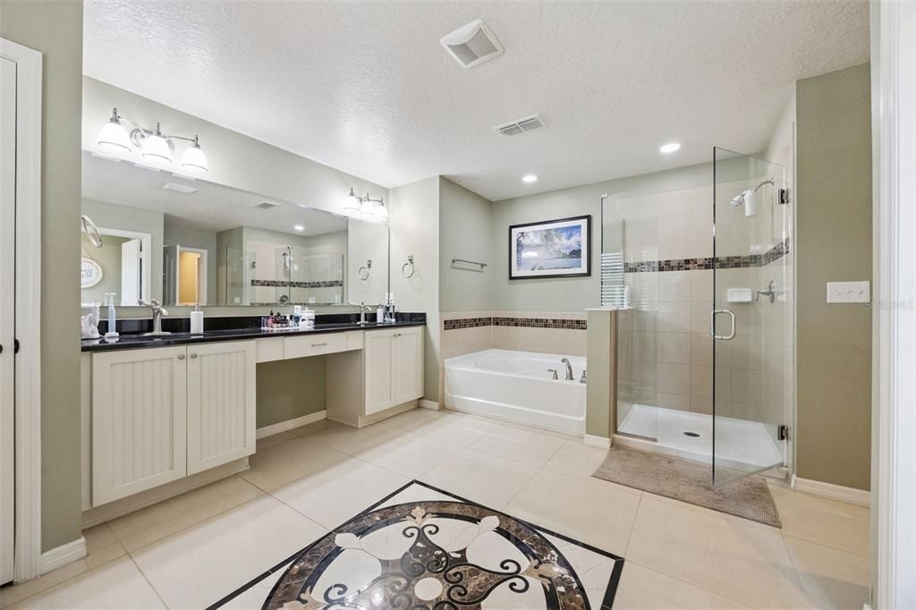 For Sale: $659,000 (5 beds, 3 baths, 3757 Square Feet)