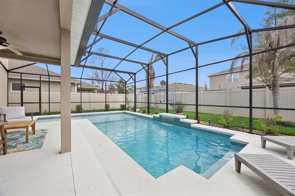 For Sale: $659,000 (5 beds, 3 baths, 3757 Square Feet)