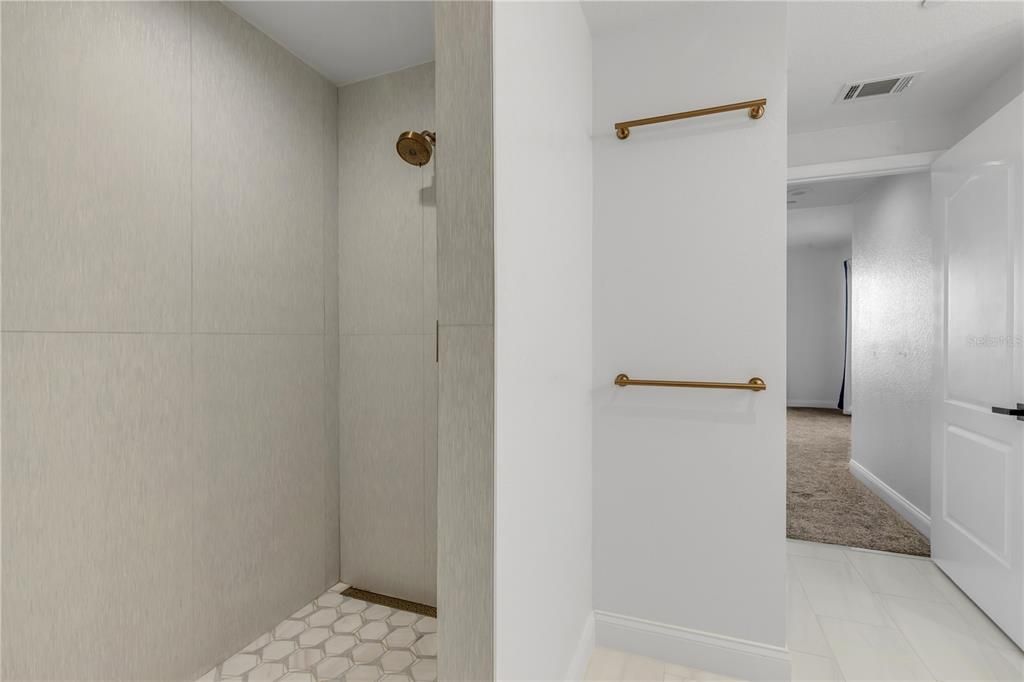 For Sale: $648,500 (2 beds, 2 baths, 1450 Square Feet)