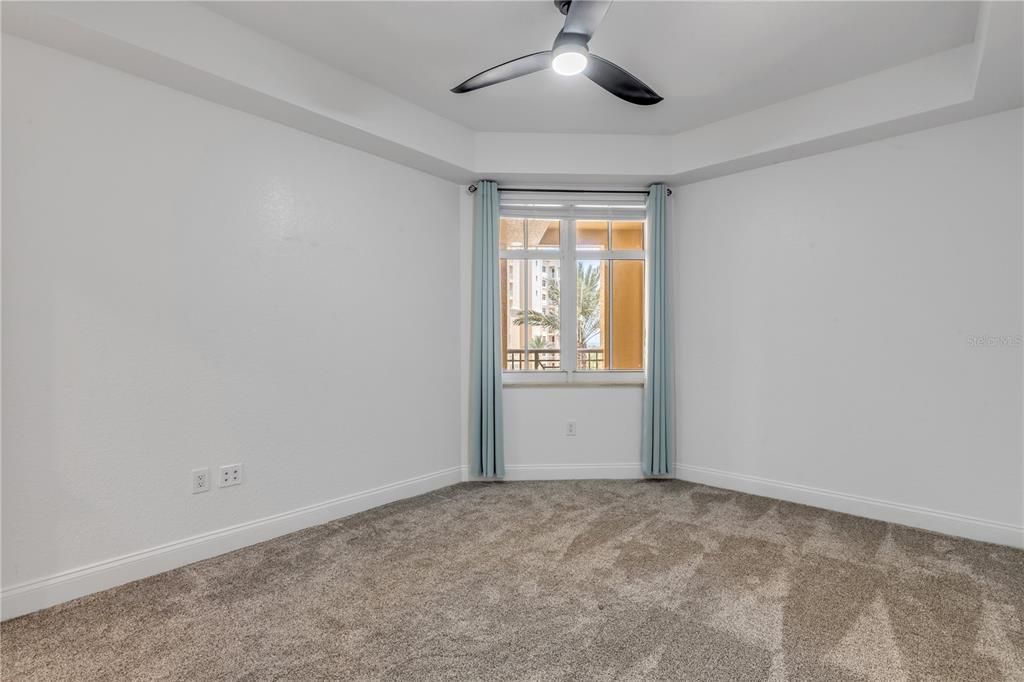 For Sale: $648,500 (2 beds, 2 baths, 1450 Square Feet)