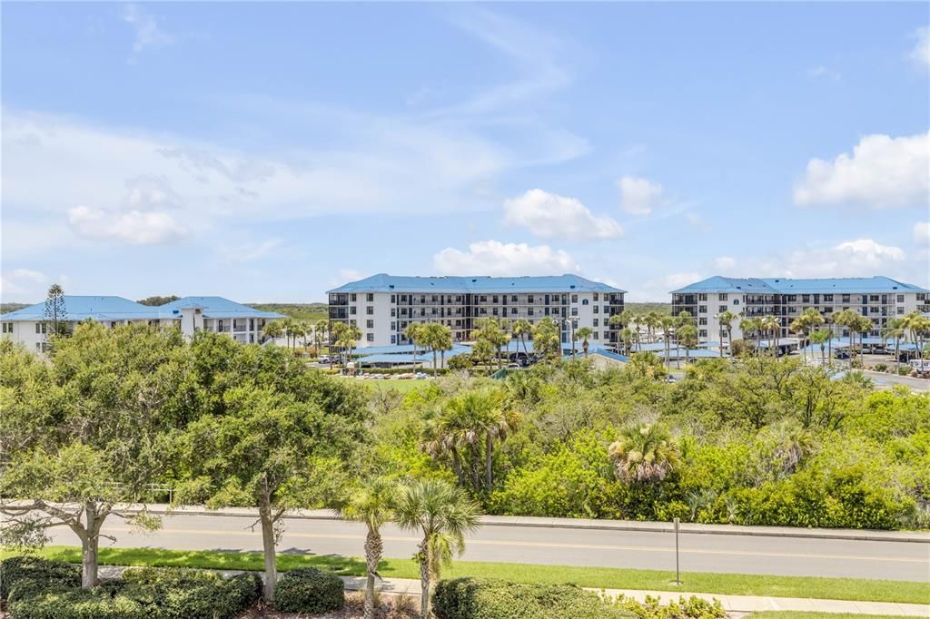 For Sale: $648,500 (2 beds, 2 baths, 1450 Square Feet)