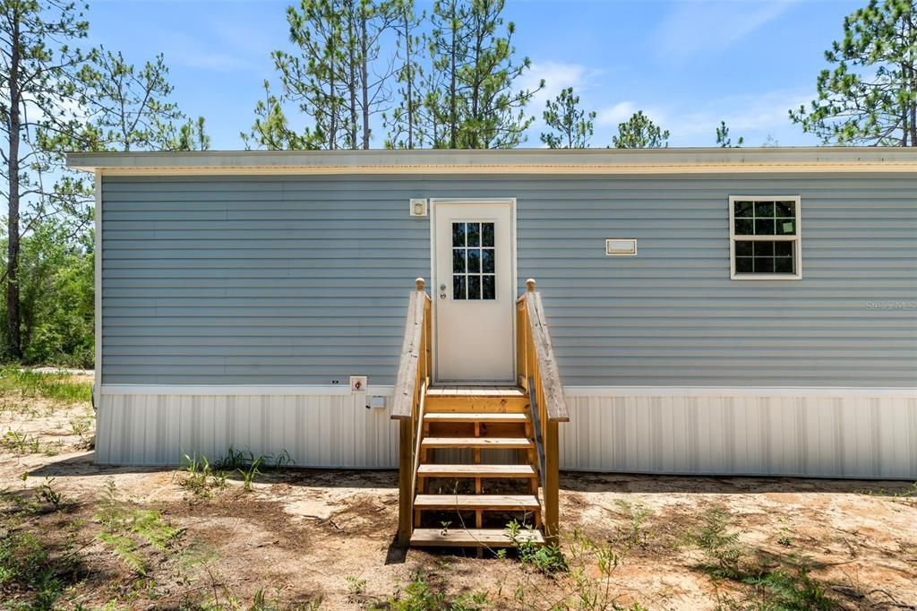 En Venta: $365,000 (3 camas, 2 baños, 1600 Pies cuadrados)