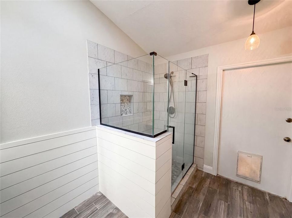 На продажу: $390,000 (4 спален, 2 ванн, 1930 Квадратных фут)