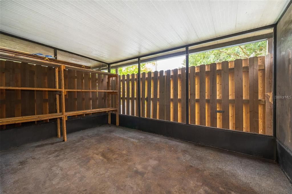 For Sale: $175,000 (2 beds, 2 baths, 1210 Square Feet)
