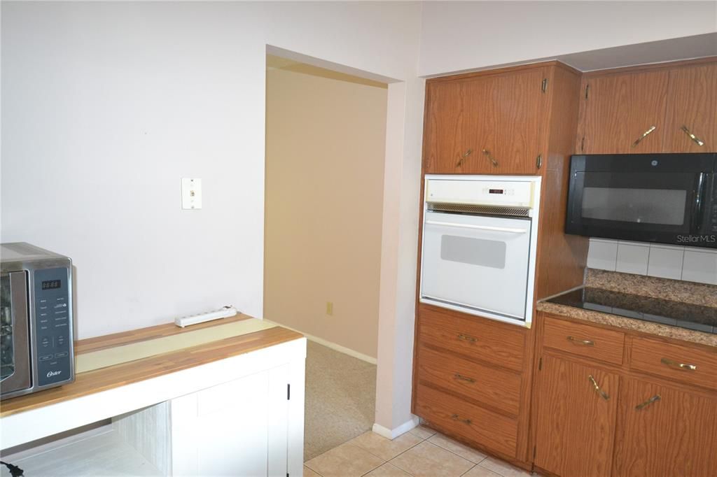 出租: $1,400 (2 贝兹, 2 浴室, 1400 平方英尺)