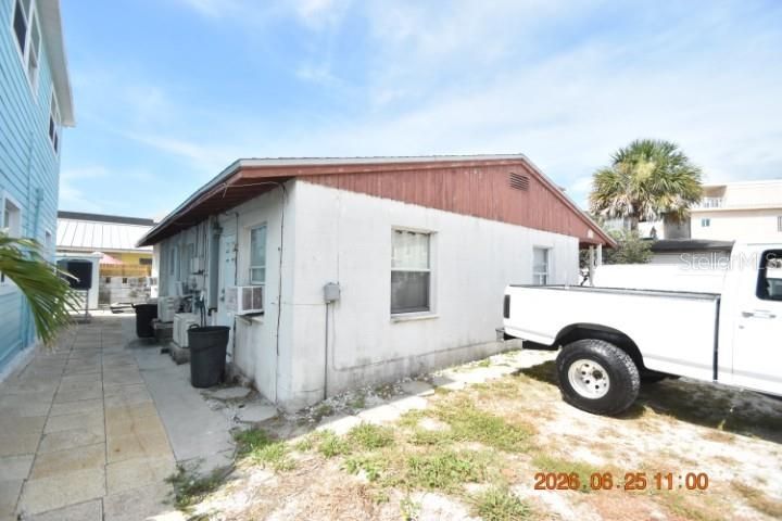 For Rent: $1,450 (1 beds, 1 baths, 500 Square Feet)