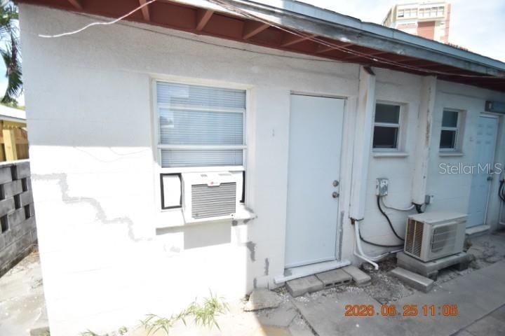For Rent: $1,450 (1 beds, 1 baths, 500 Square Feet)