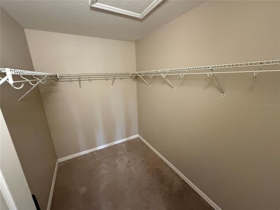 For Sale: $231,000 (3 beds, 2 baths, 1576 Square Feet)
