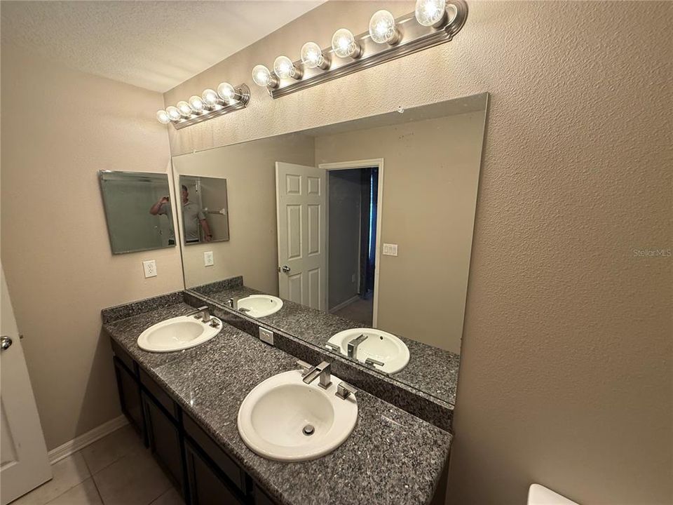 For Sale: $231,000 (3 beds, 2 baths, 1576 Square Feet)